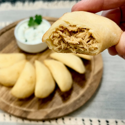 Mini-Empanadas Venezolanas P/C  Pollo  25 UND