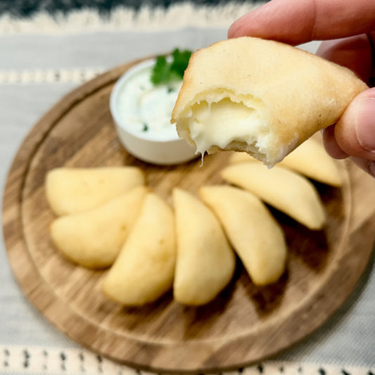Mini-Empanadas Venezolanas P/C  Queso  25 UND